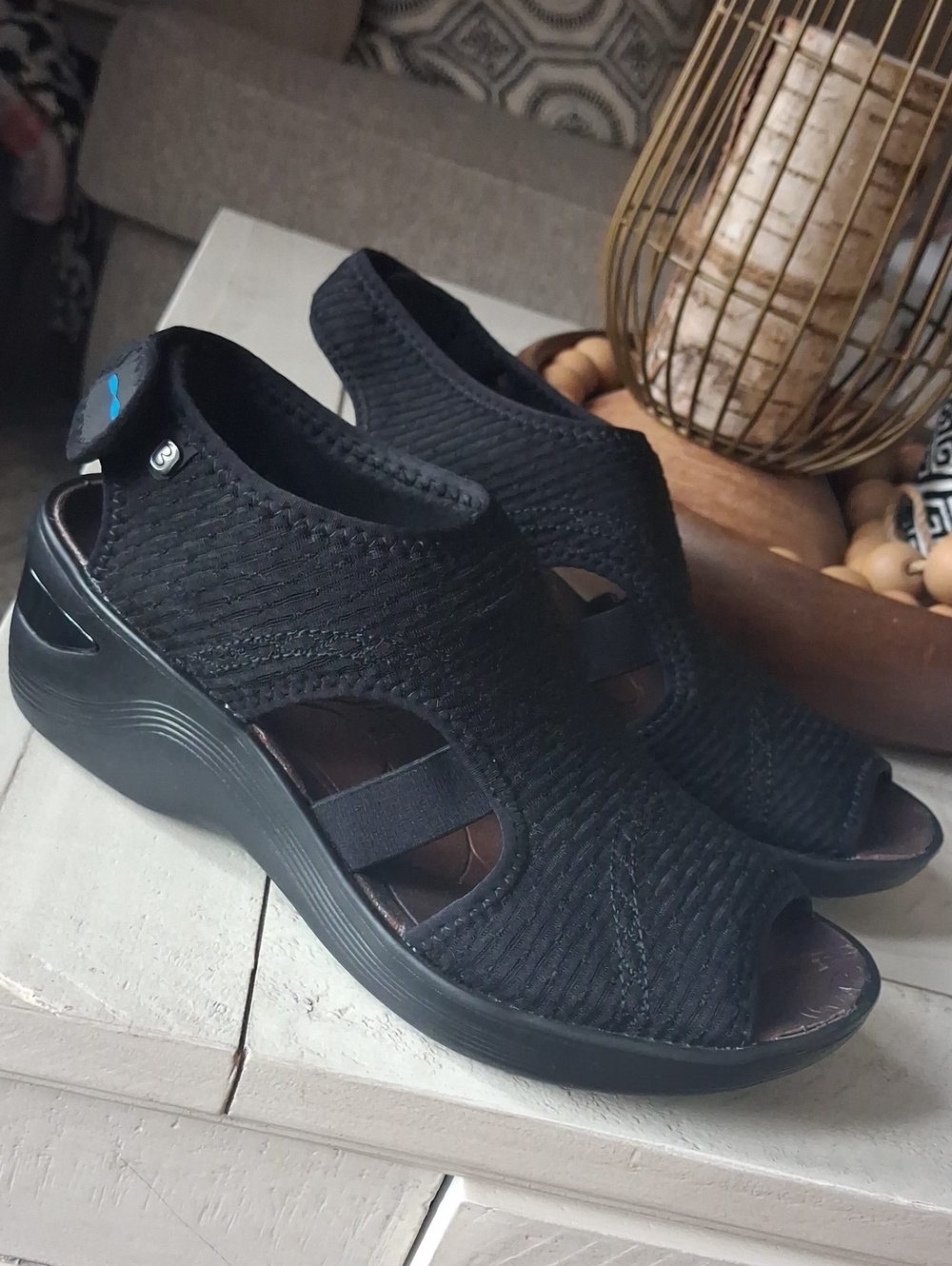 Bzees Men's Black Knit Wedge Sandals